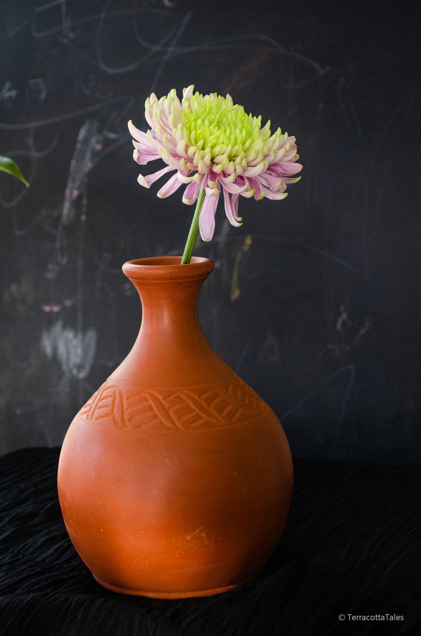 Zaara Handmade Terracotta Vase