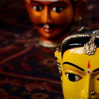 Large Yellow Kinnal Head Sculpture - Woman
