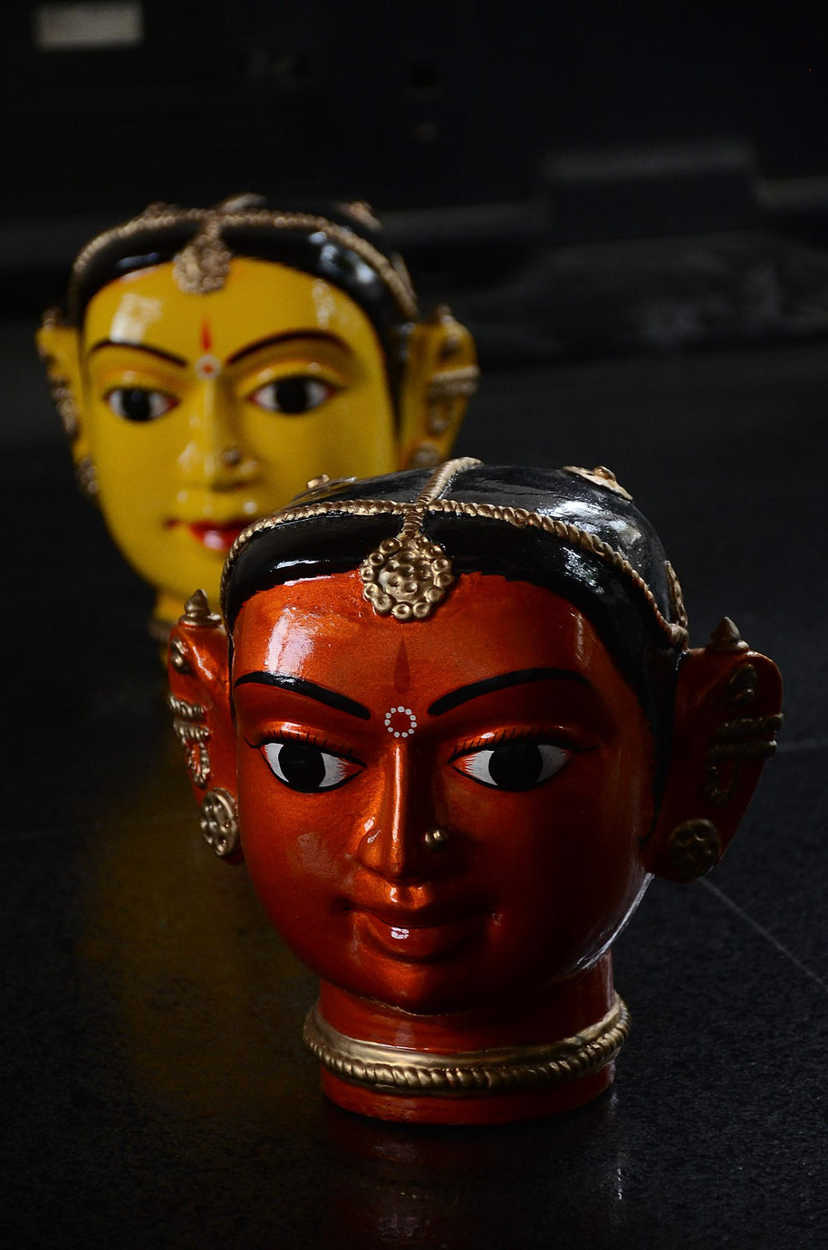 Large Golden Kinnal Head Sculpture - Woman
