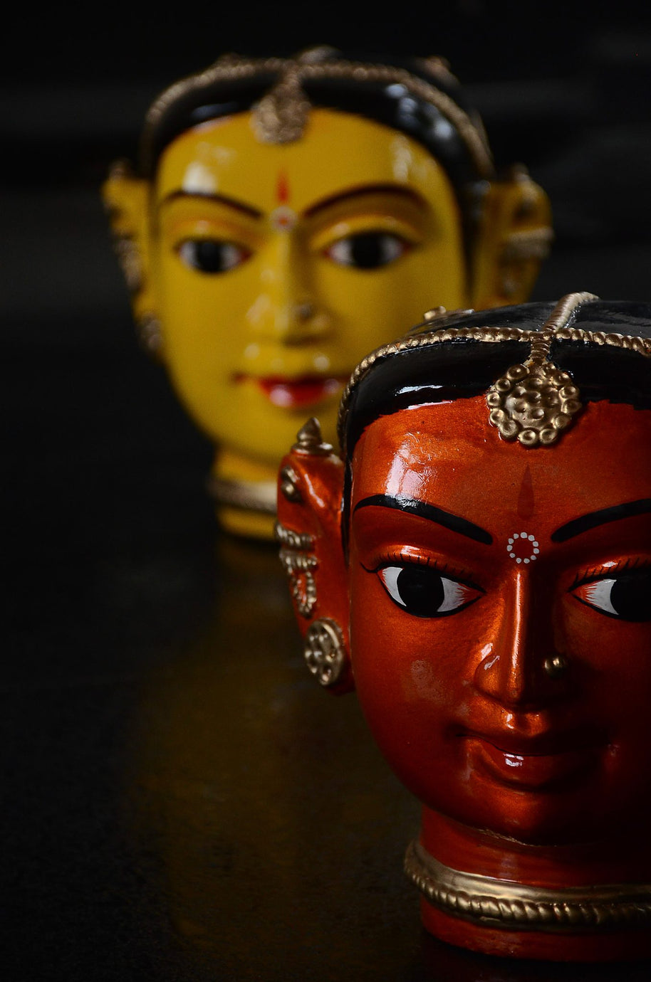 Large Golden Kinnal Head Sculpture - Woman