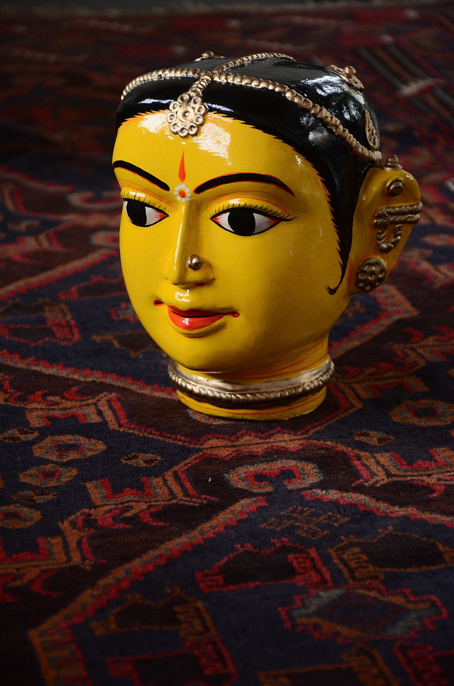 Large Yellow Kinnal Head Sculpture - Woman