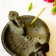 Gaja - Black Terracotta Elephant Incense Dish