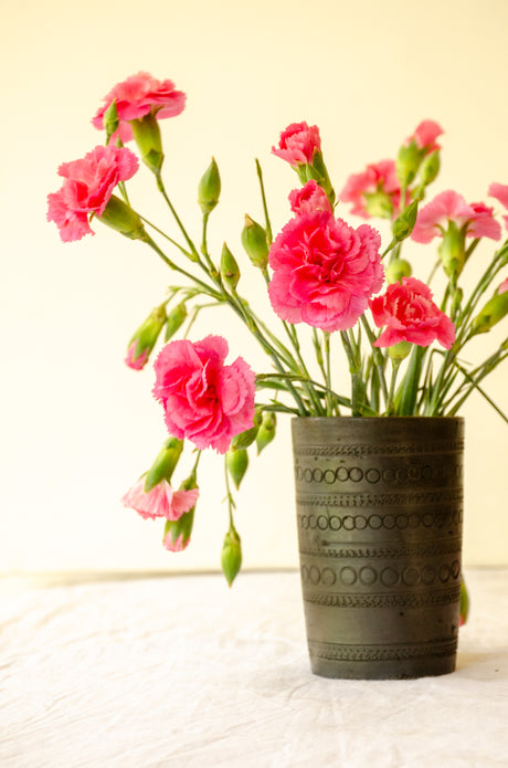 Vasa - Black Terracotta Circle Vase | Sawaii Pottery