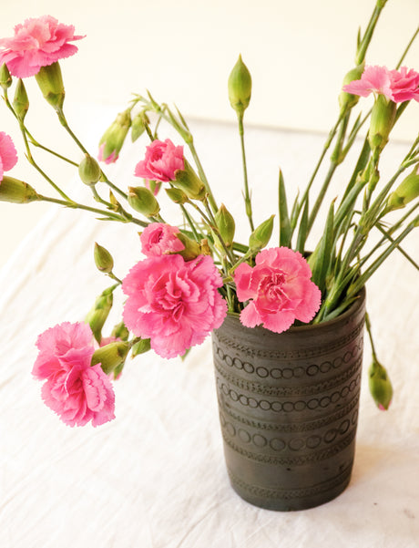 Vasa - Black Terracotta Circle Vase | Sawaii Pottery